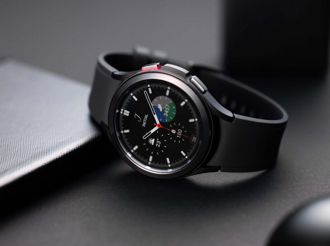 Samsung Galaxy Watch4 Classic 46mm BT R890N — Ілюстративне фото — колір може відрізнятися