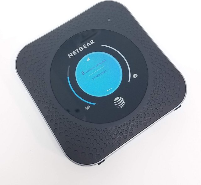 Netgear Nighthawk MR1100-100