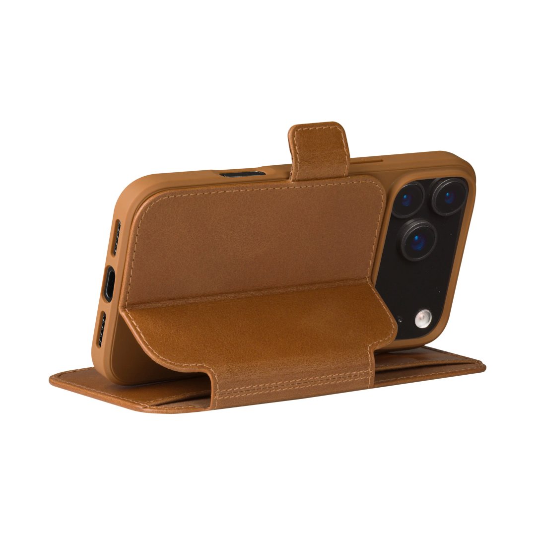 Dbramante1928 iPhone 14 Pro Max - Lynge - 2-in-1 Wallet Magnetic Case - Tan