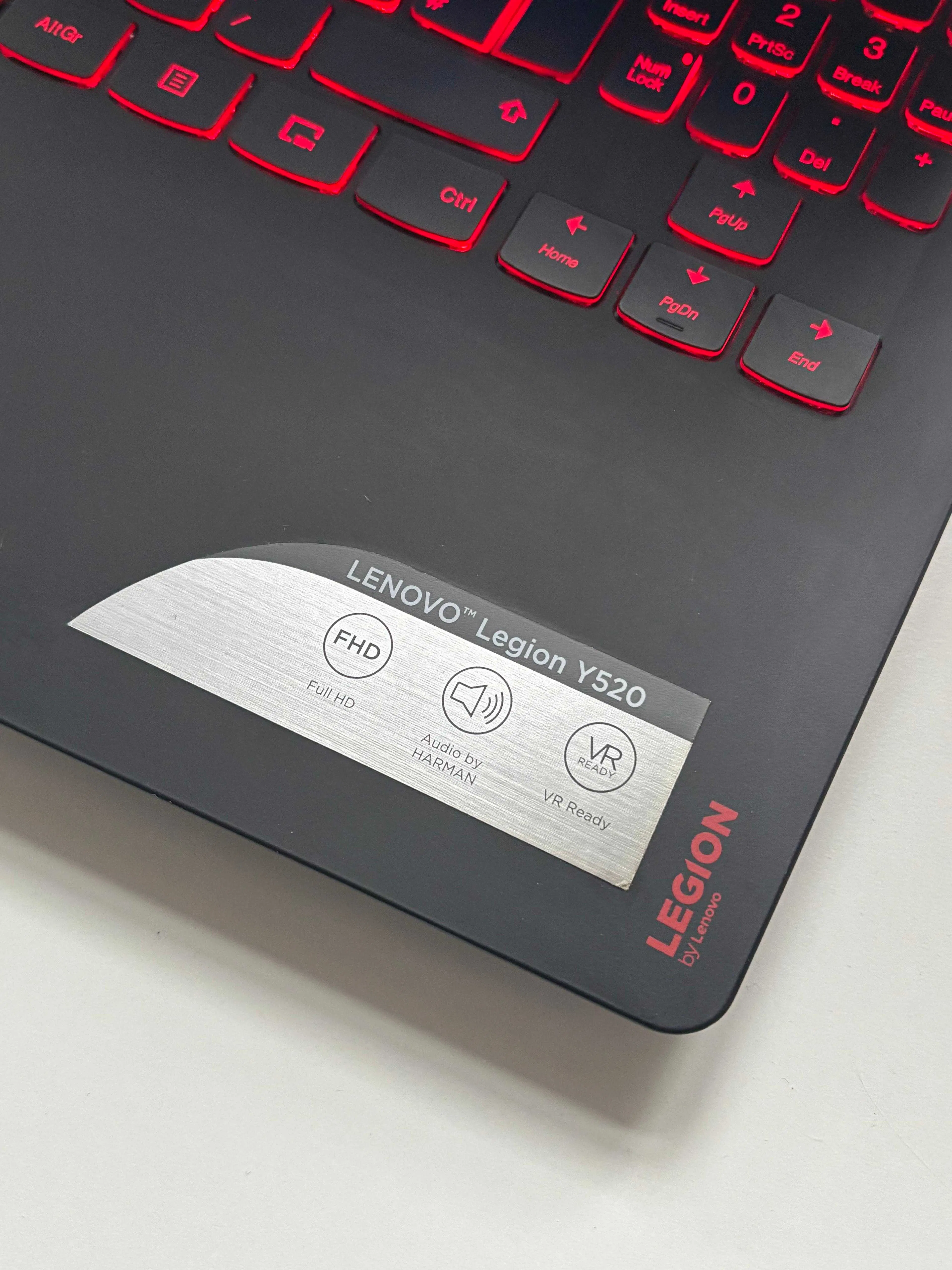 Lenovo Legion Y520-15IKBN 15.6" 2