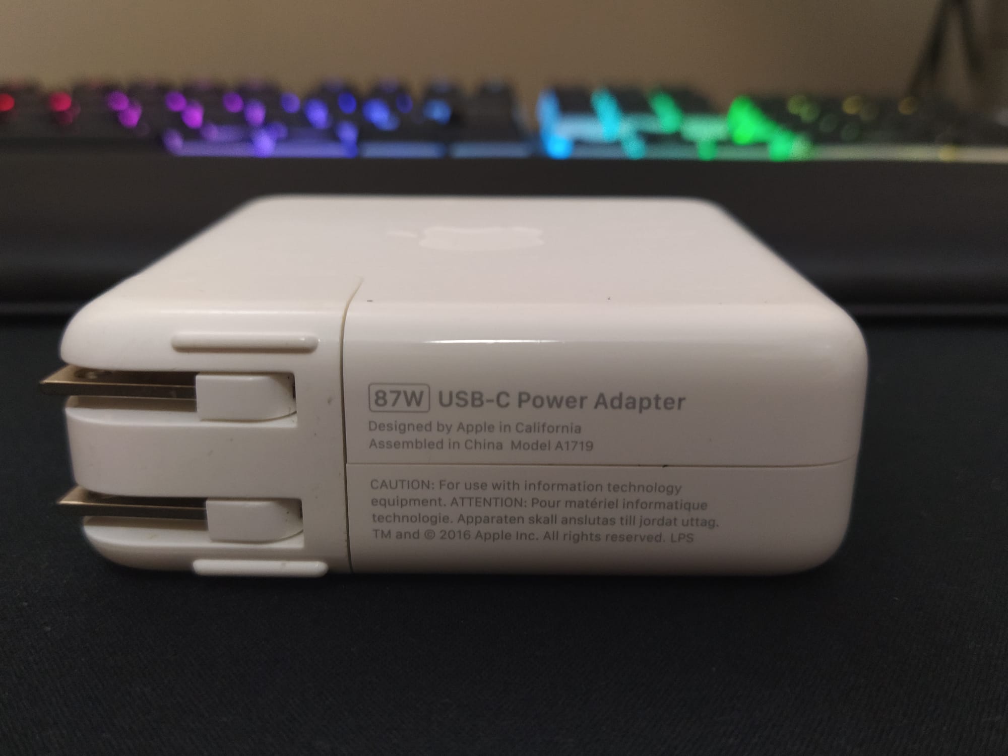 Apple USB-C Power Adapter 87W 2